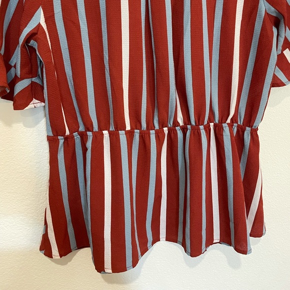 NWOT Monteau Peplum Blouse - Picture 6 of 6